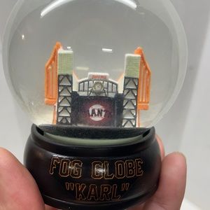 SAN FRANCISCO GIANTS KARL THE FOG GLOBE